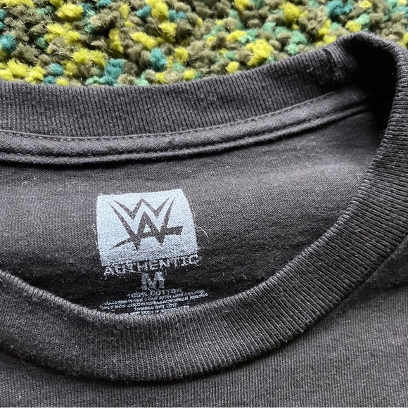 WWE Ronda Rousey Black T (M) - Picture 2 of 6